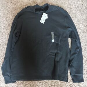 Uniqlo Black Turtleneck Sweater